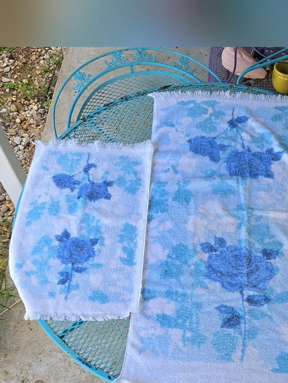 Cannon Royal Family White/Blue Floral Fringed Cotton Bath & Hand Towels roses